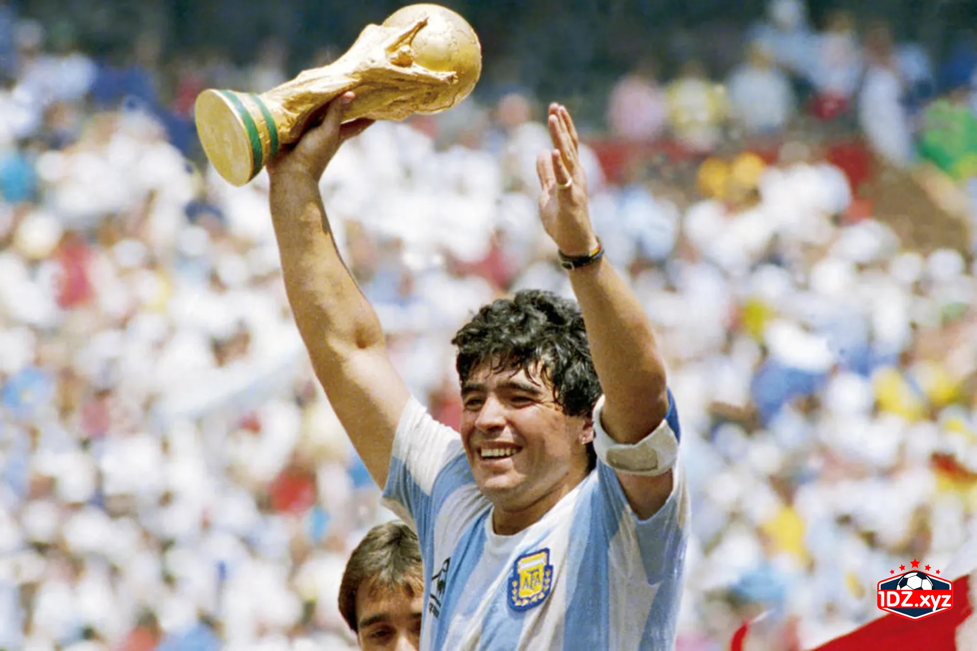 Cầu thủ hay nhất thế giới: Diego Maradona