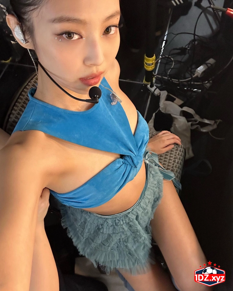 Ảnh Jennie Fake nude 5